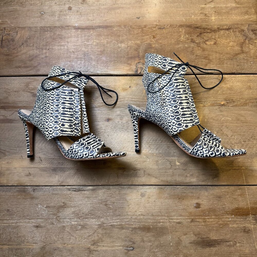 Loeffler Randall | Size 10 | Lace-Up Gladiator Sandals in White/Black